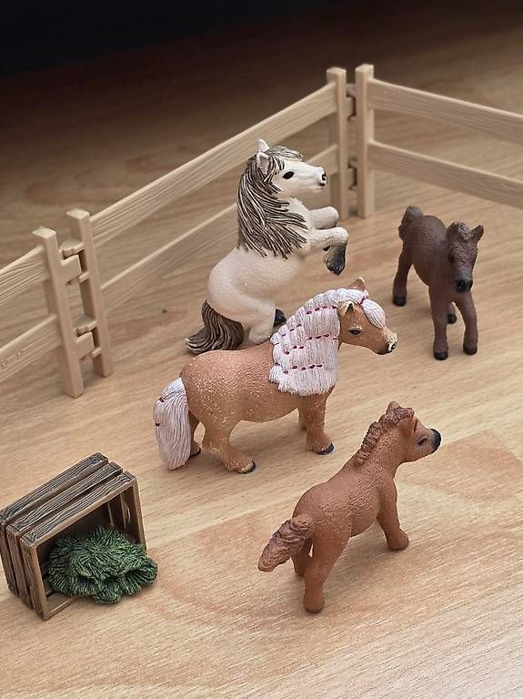 Schleich Jouets: Schleich mini Shetty Familie – D'occasion à Ebikon par Automaus 2
