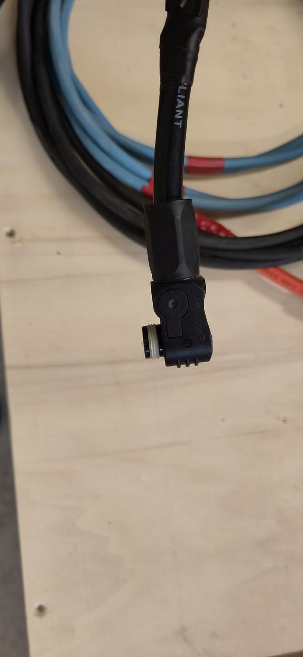 Kabel: Pylontech Amphenol Batterie Anschlusskabel 32mm2 – Gebraucht aus Liebefeld von robi15blue 1