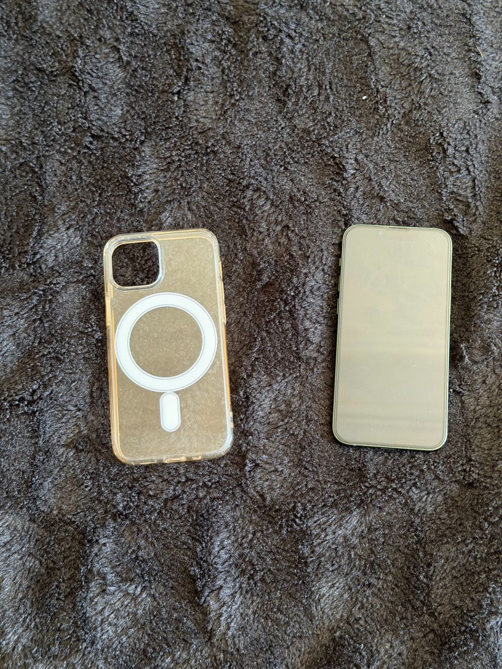 Apple Covers & Schutzfolien: Coque transparente iPhone 13 mini avec magsafe – Gebraucht aus Genève von DigitalEco