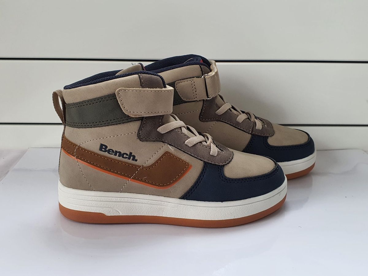 Bench Chaussures garçon: Gr. 30 - Bench. Kinderstiefel, Neu – Neuf avec emballage d'origine à Nürensdorf par Mandy_Nguyen 1