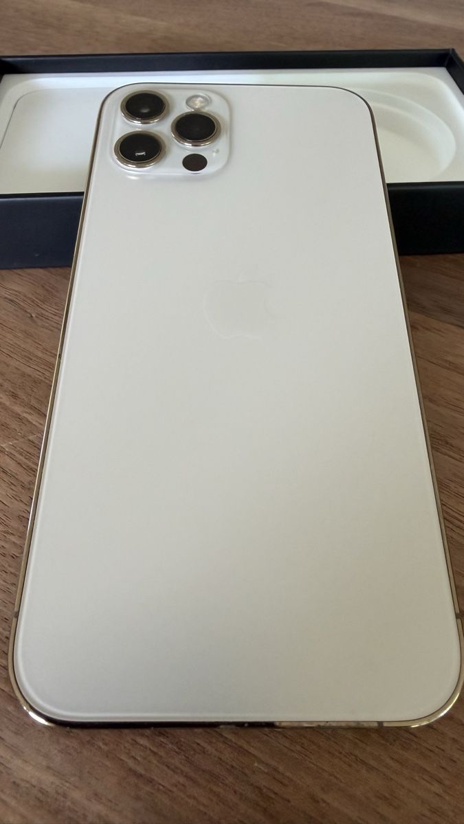 Apple Telefoni cellulari / Smartphones: iPhone 12 Pro, 128GB, gold – Usato da Cheyres venduto da oti_99dy 3