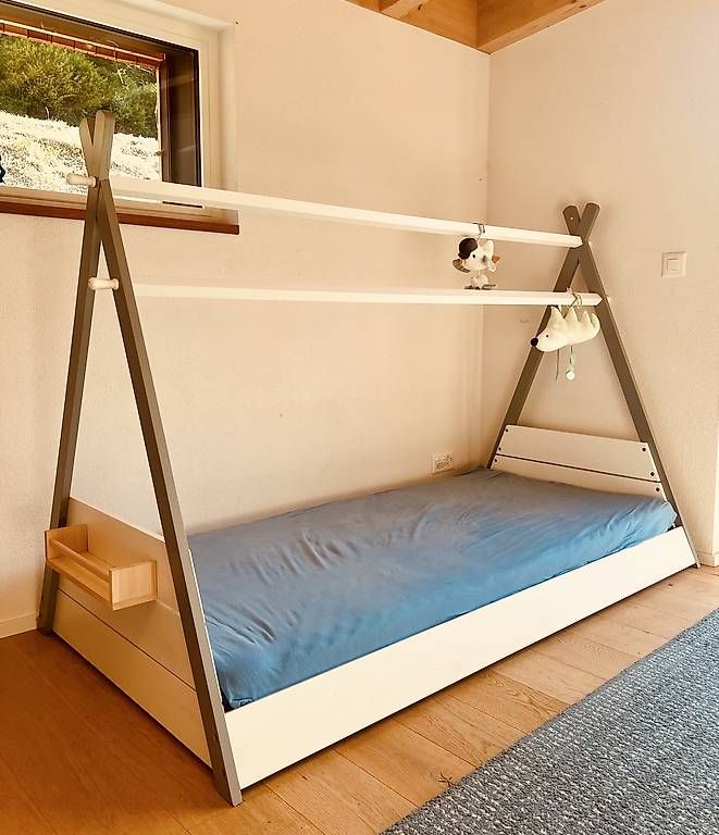 Betten: Kinderbett Tipi – Gebraucht aus Läufelfingen von LBvD