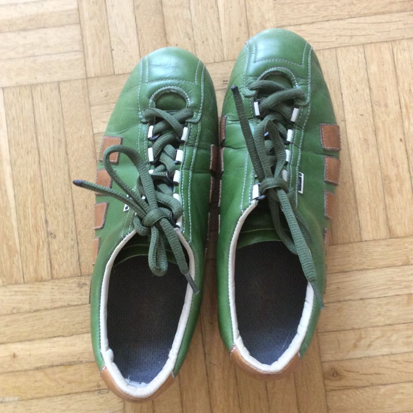 Damenschuhe: Künzli Sneacker (Vintage) – Gebraucht aus Biel/Bienne von Ganesh12
