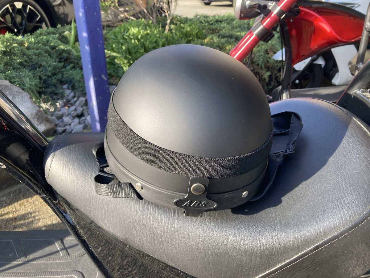 Caschi & visiere: Helm – Nuovo e nell'imballaggio originale da Belp venduto da Cikarus 5