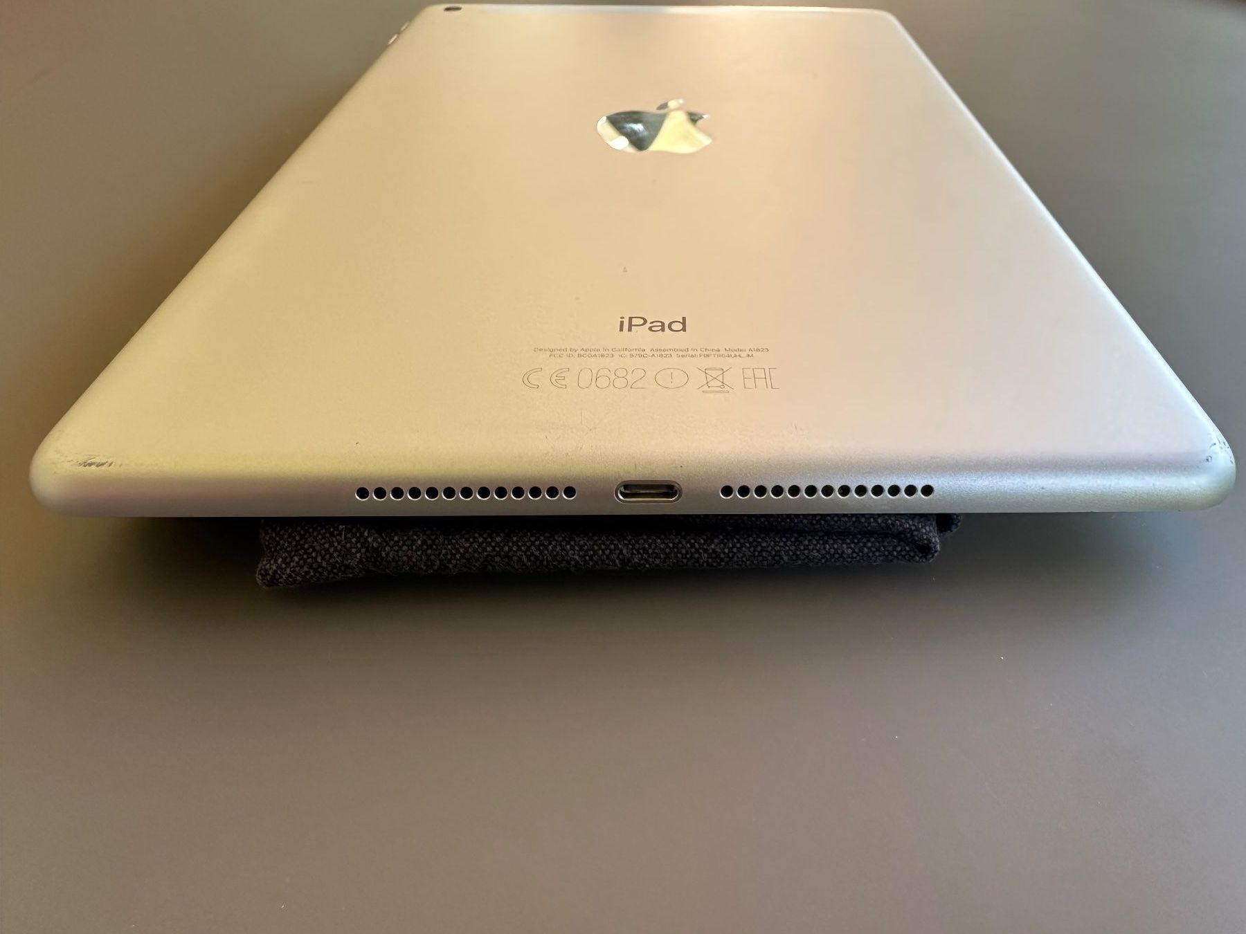 Apple Tablet PC: iPad 128GB - wi-fi + cellular (gps) – Usato da Thônex venduto da sui_001 2