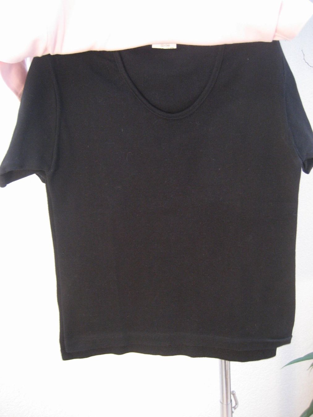 T-shirt: Lot de 4 t-shirts taille S – Usato da Delémont venduto da marryb 2