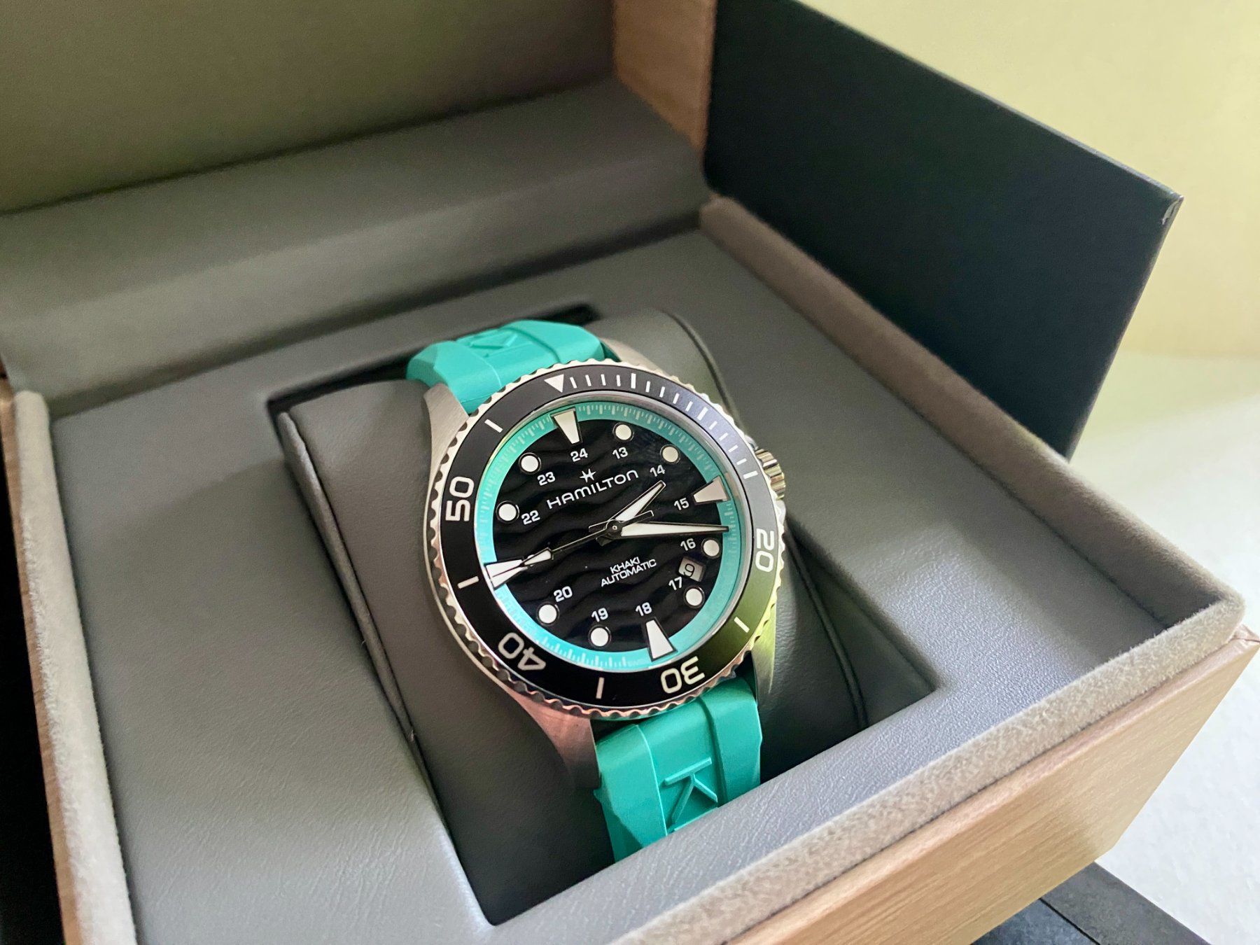 Hamilton Orologi: Hamilton Khaki Navy Scuba Auto New ! – Nuovo (secondo la descrizione) da Genthod venduto da Fejmeo 8