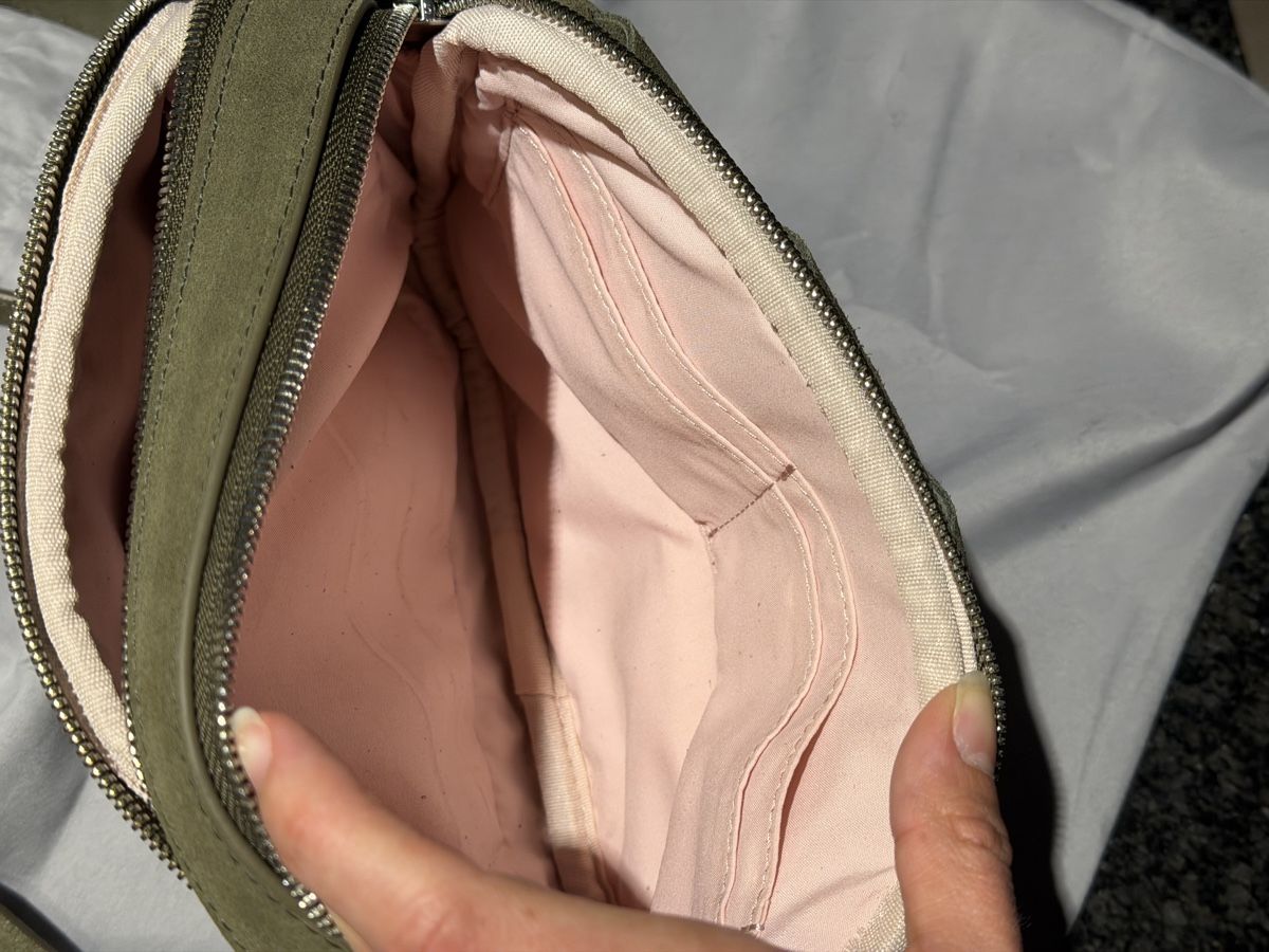 Borse da donna: Les Visionnaires Umhängetasche Wildleder khaki – Nuovo (secondo la descrizione) da Endingen venduto da rahelj 5