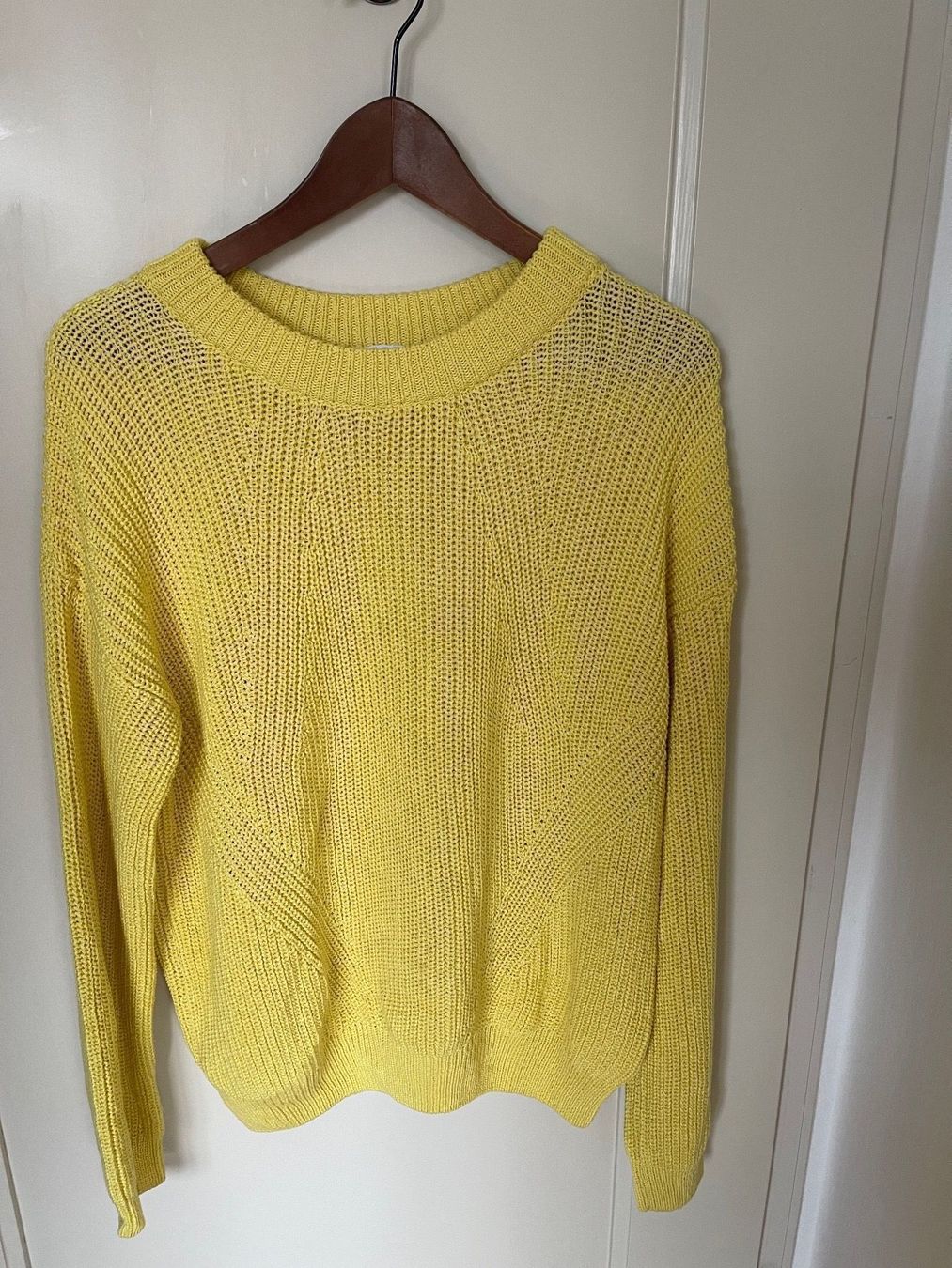 Pullover & Sweatshirts: Kauf dich Glücklick Pullover M – Gebraucht aus Ettingen von cla_526w
