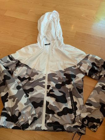 Joli k-way camouflage Urban Classic taille xs