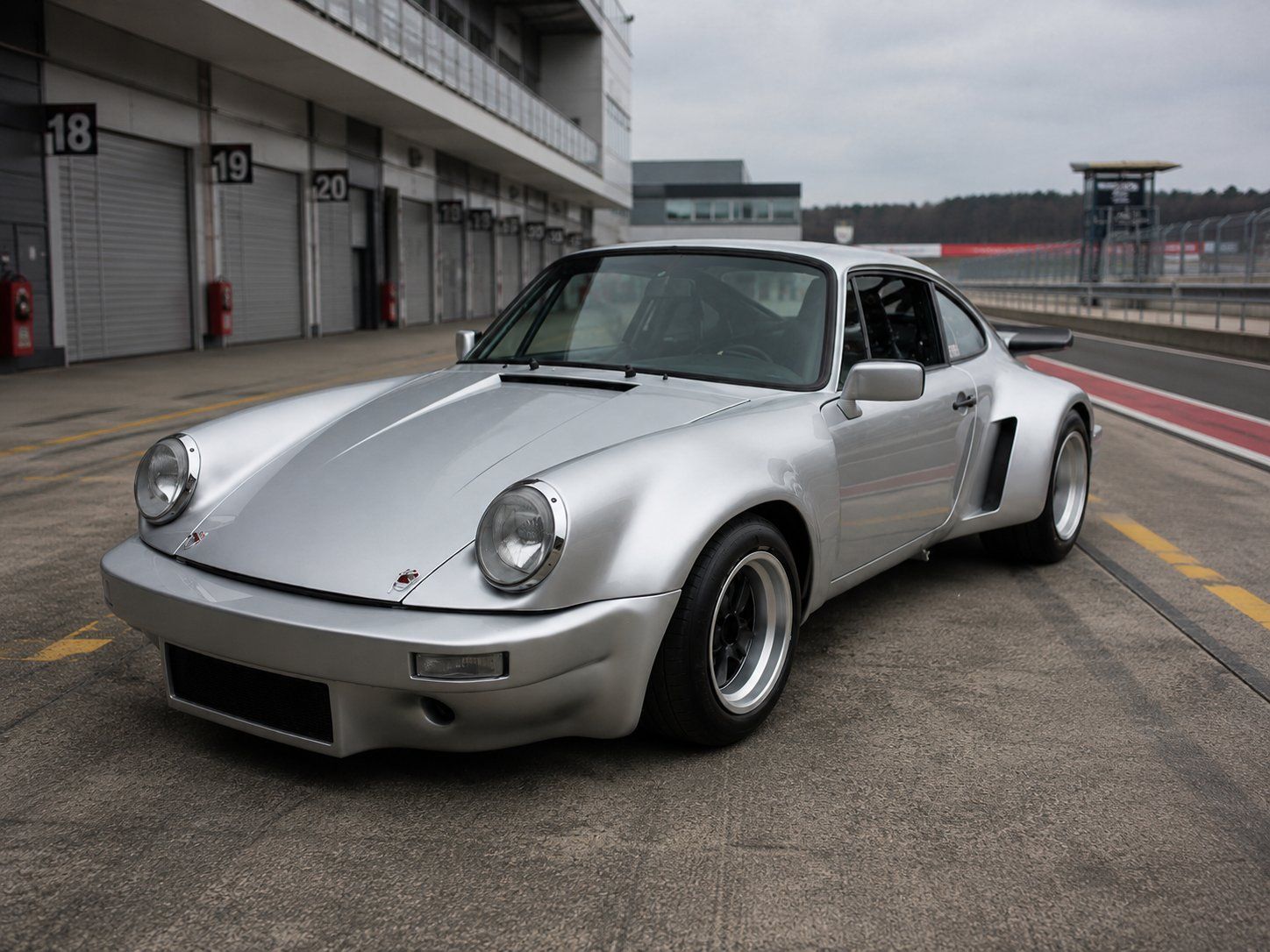 Porsche Alle Autoersatzteile: Porsche 911 3.0 RSR GFK-Breitbaukit – Neu (gemäss Beschreibung) aus Cham von Roellin-racing-shop 1