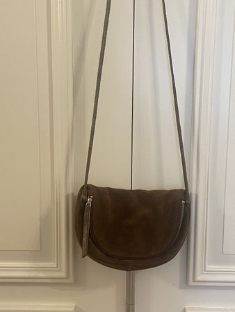 Herziges Wildleder-Täschchen