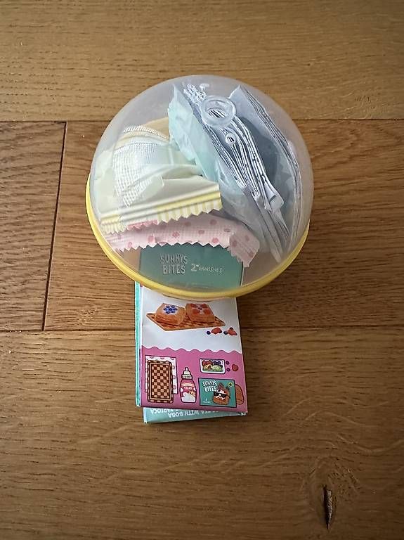 Spielzeuge: Miniverse Make it Mini Cafe (Beerenfrühstückchen) – Neu (gemäss Beschreibung) aus Münchenstein von jac_5wlz