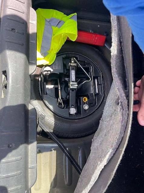 Citroën Automobili: Citroën C3, 1.1L, 5 Portes, Expertisé 2021, Service fait... – Usato da Conthey venduto da ditade 8