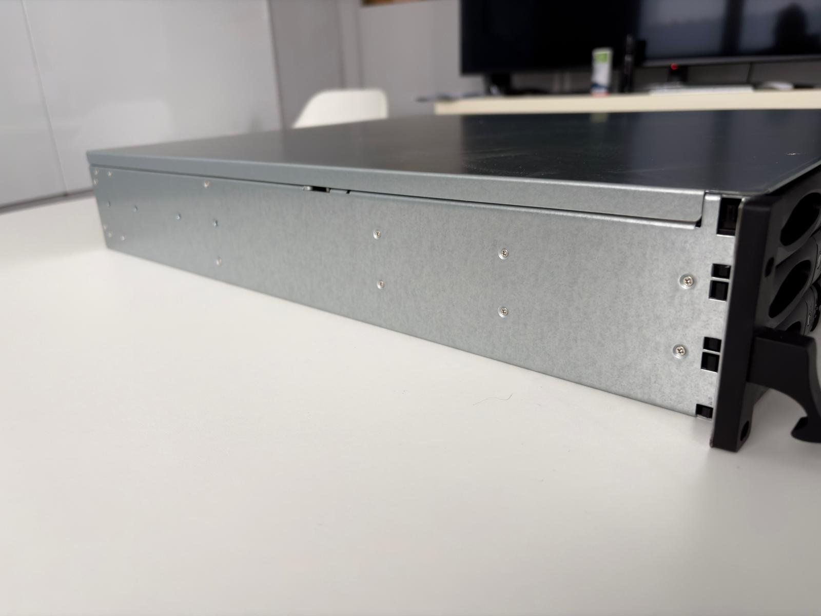 Serveurs: ACTi Proware NAS RAID Storage Bundle, 12-Bay + 16-Bay – D'occasion à Olten par VJii-Productions 3