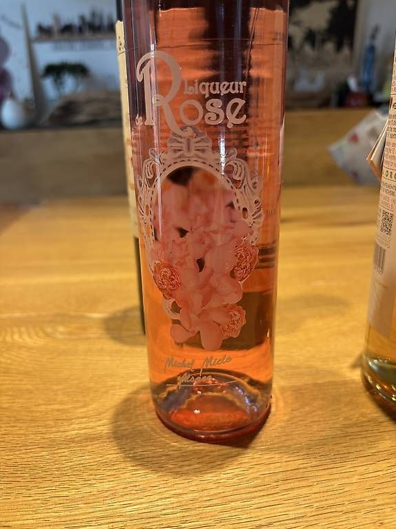 Spirituosen: Kir / Liqueur de rose  – Gebraucht aus Moutier von Christiane13 1