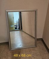 schöner Wandspiegel