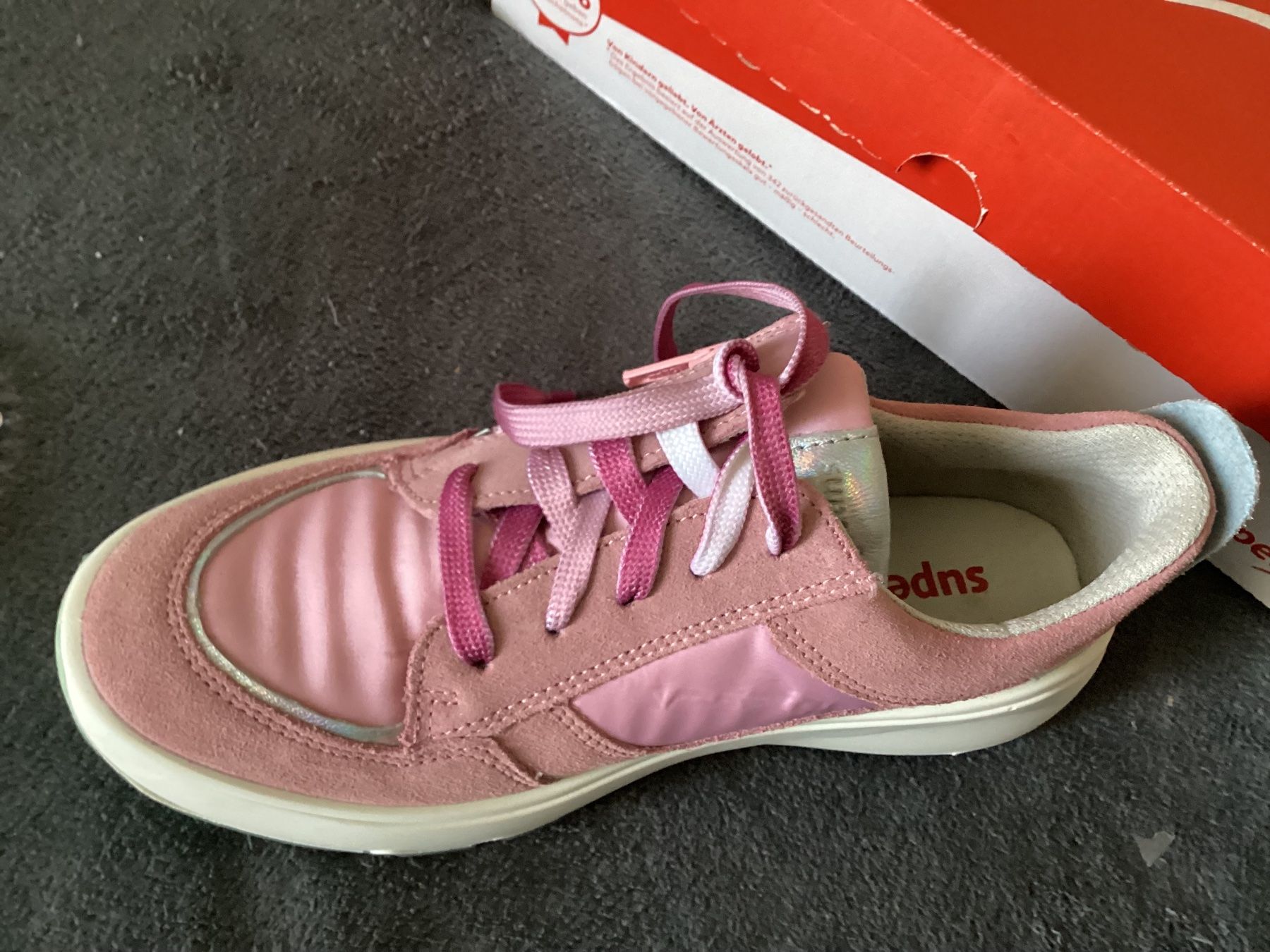 Superfit Schuhe für Mädchen: Superfit Girls Freizeitschuhe Sneakers – Neu (gemäss Beschreibung) aus Flüelen von ne08 2