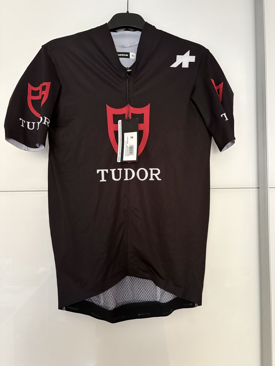 Assos Maillots de corps & Pantalons: Assos Tudor Jersey – Neuf (Voir description) à Wallisellen par ntroulis80