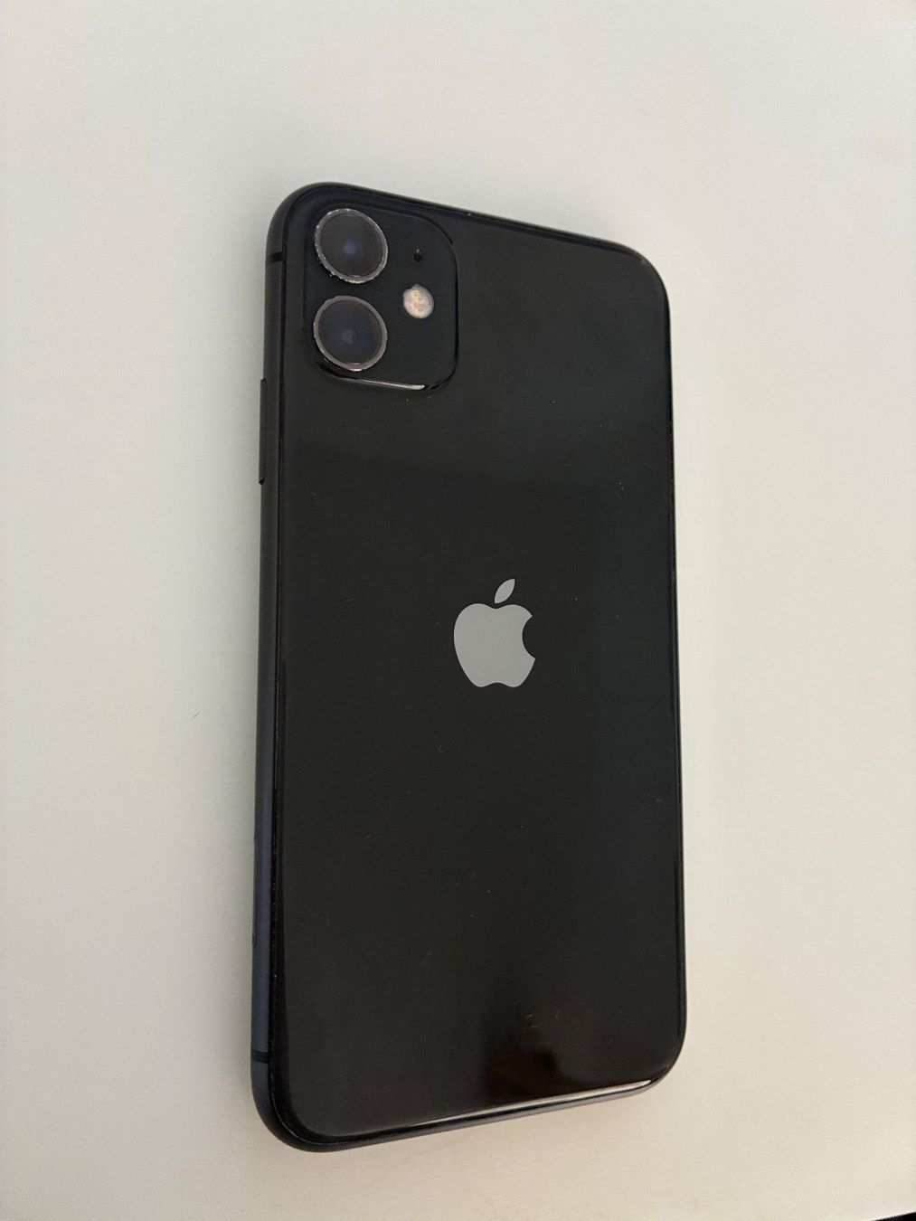 Apple Portables: iPhone 11_64 GB – D'occasion à Strengelbach par Meky_81 1