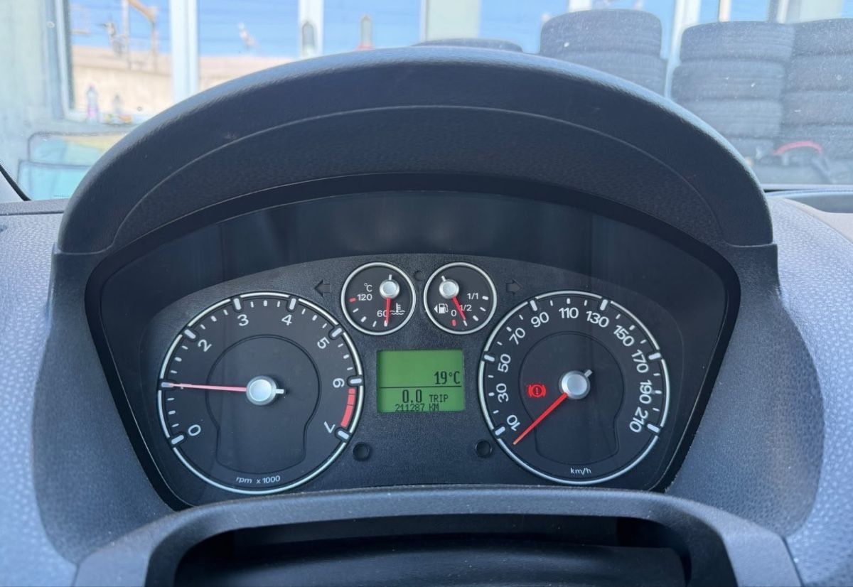 Ford Autos: Ford Fiesta 1.6 16v – Gebraucht aus Aarberg von nany17 9