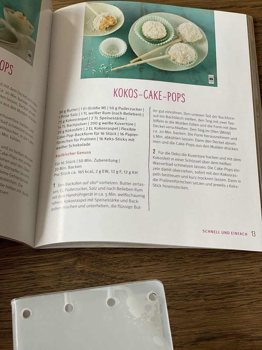 Teglie da forno: GU Cake Pop Set mit Backform Rezeptbuch Halterung Backen – Usato da Hochwald venduto da _biene_ 3