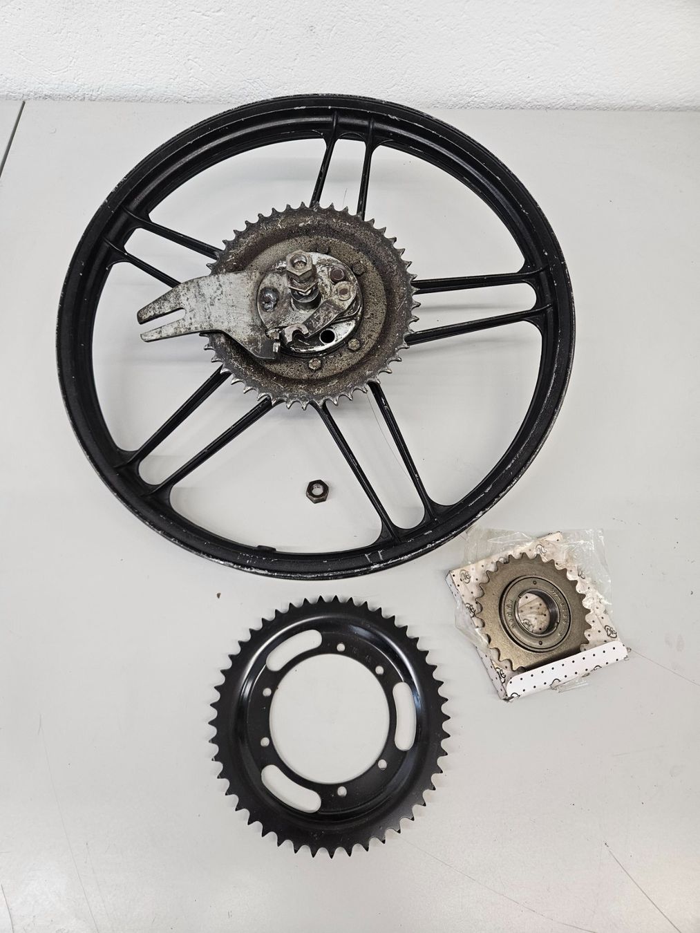 Puch Parti ricambio per ciclomotori: Puch Maxi S Gussfelge Hinterrad – Usato da Mellingen venduto da Mech-Service
