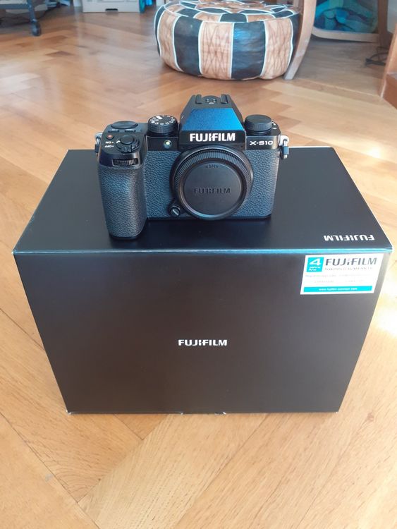 Fujifilm Xs10 + accessoires (D'occasion) à Lausanne pour CHF 570 – avec ...