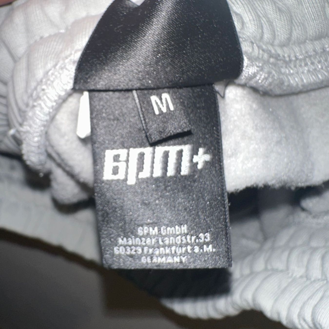 6PM Pantaloni: 6PM Jogger Grey – Nuovo (secondo la descrizione) da Bern venduto da gia_jqj7 1