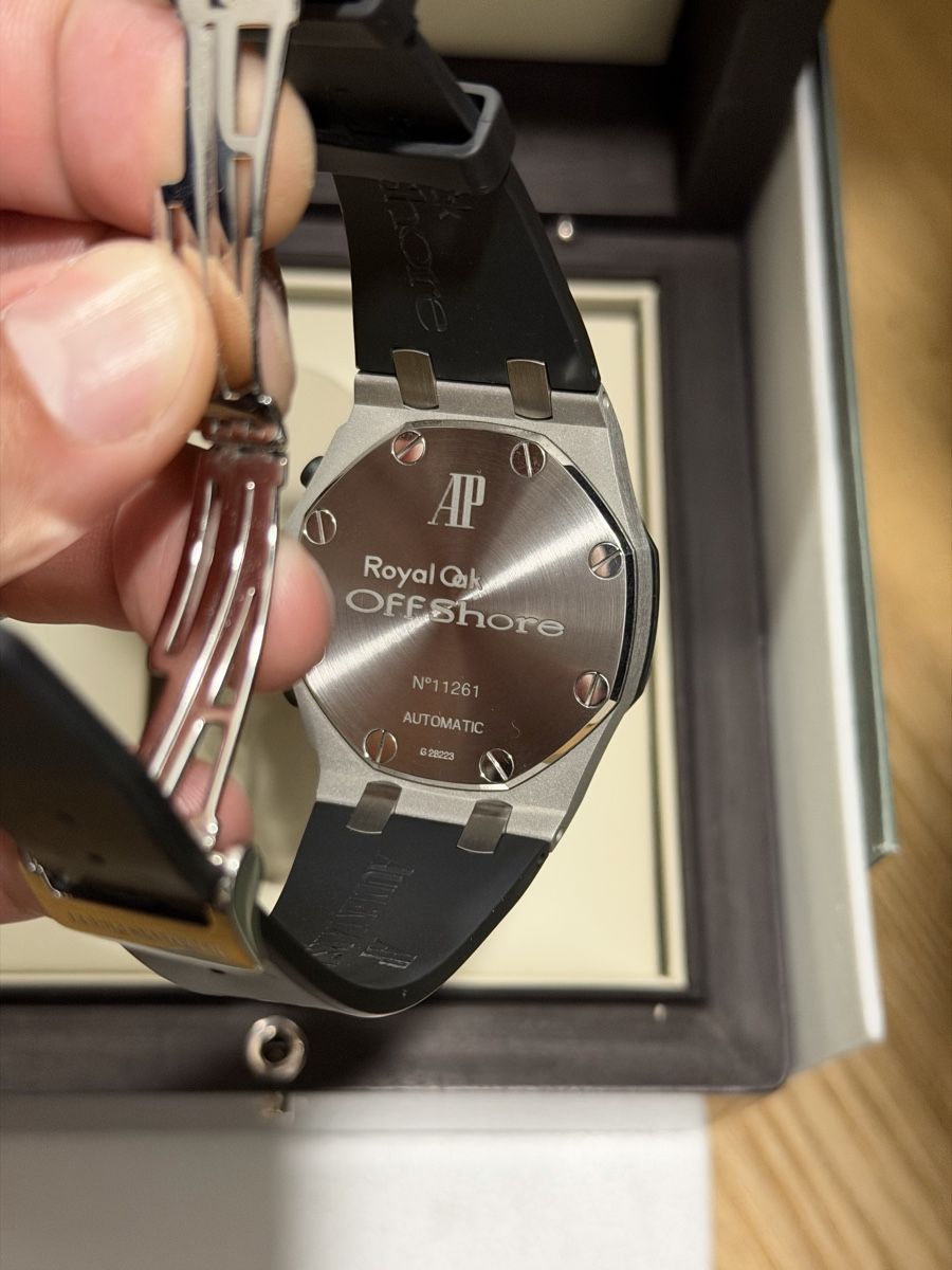 Audemars Piguet Orologi: Audemars Piguet Royal-Oak Offshore Fullset – Usato da Niederwangen BE venduto da Petropet 4