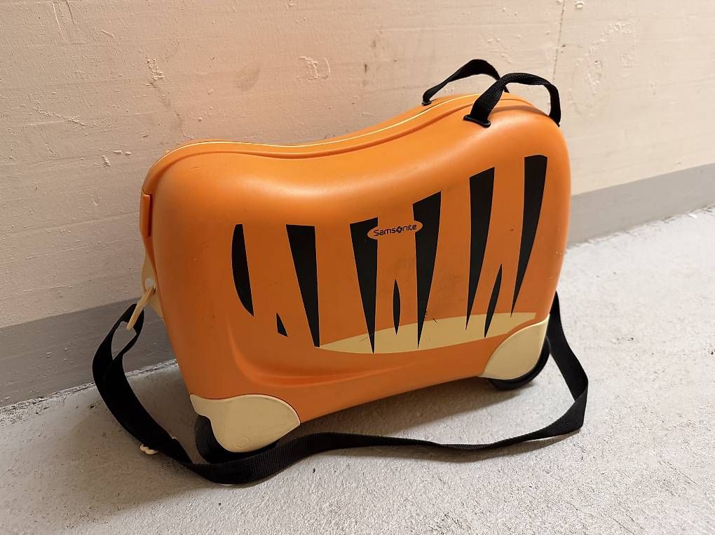 Valigie: Samsonite Kinder Koffer Tiger 1 – Usato da Zürich venduto da mlg12341234 1