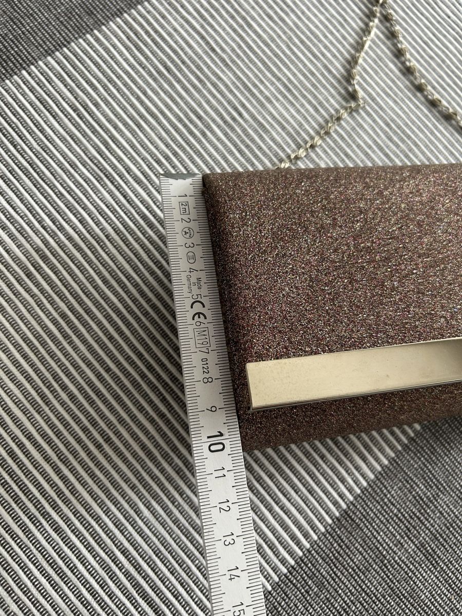 Borse da donna: Glitzernde Clutch mit silberner Schulterkette – Usato da Mägenwil venduto da afiloni84 8