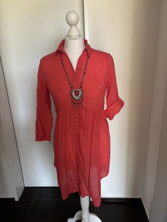 Kleid Koralle, ohne Kette Grösse S guter Zustand