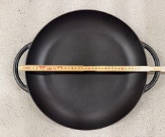 Gusseisenpfanne ( Paella usw.)