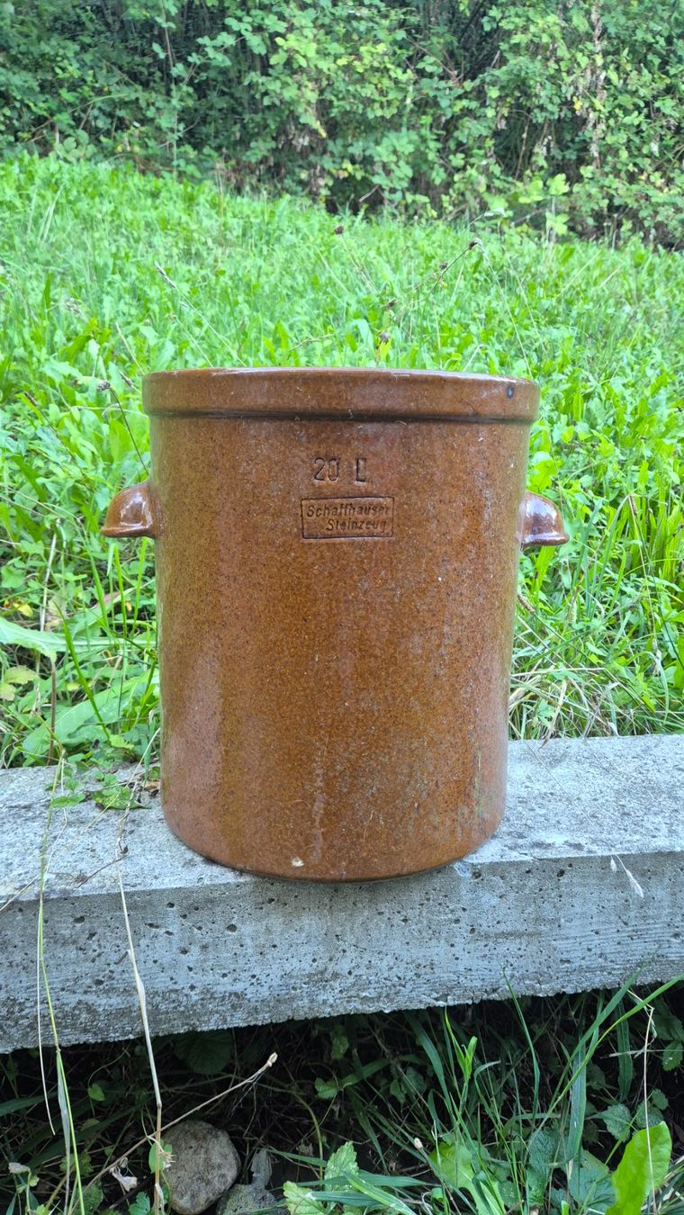Pentole: Sauerkrauttopf Schaffhauser Steingut 20l – Usato da Ossingen venduto da Leyazo