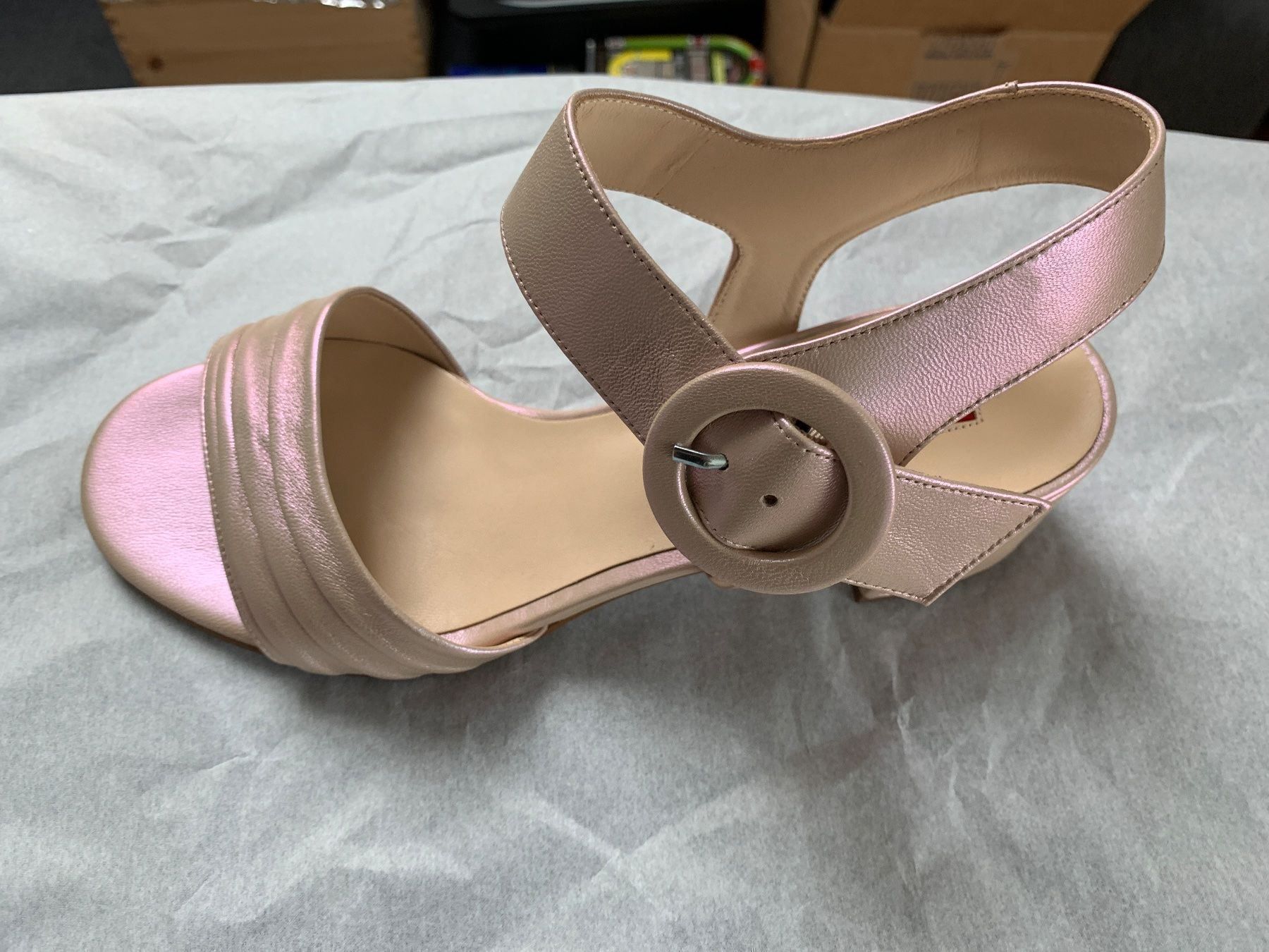 Högl Damenschuhe: Högl - sehr schöne Sandalen – Neu und originalverpackt aus Geuensee von Gagisi