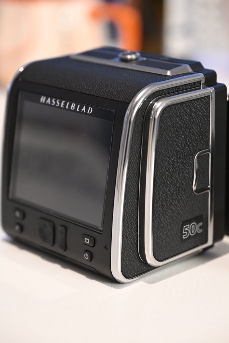 Hasselblad Kamera: Hasselblad CFV 50C with 4 Batteries – Gebraucht aus Zürich von  1
