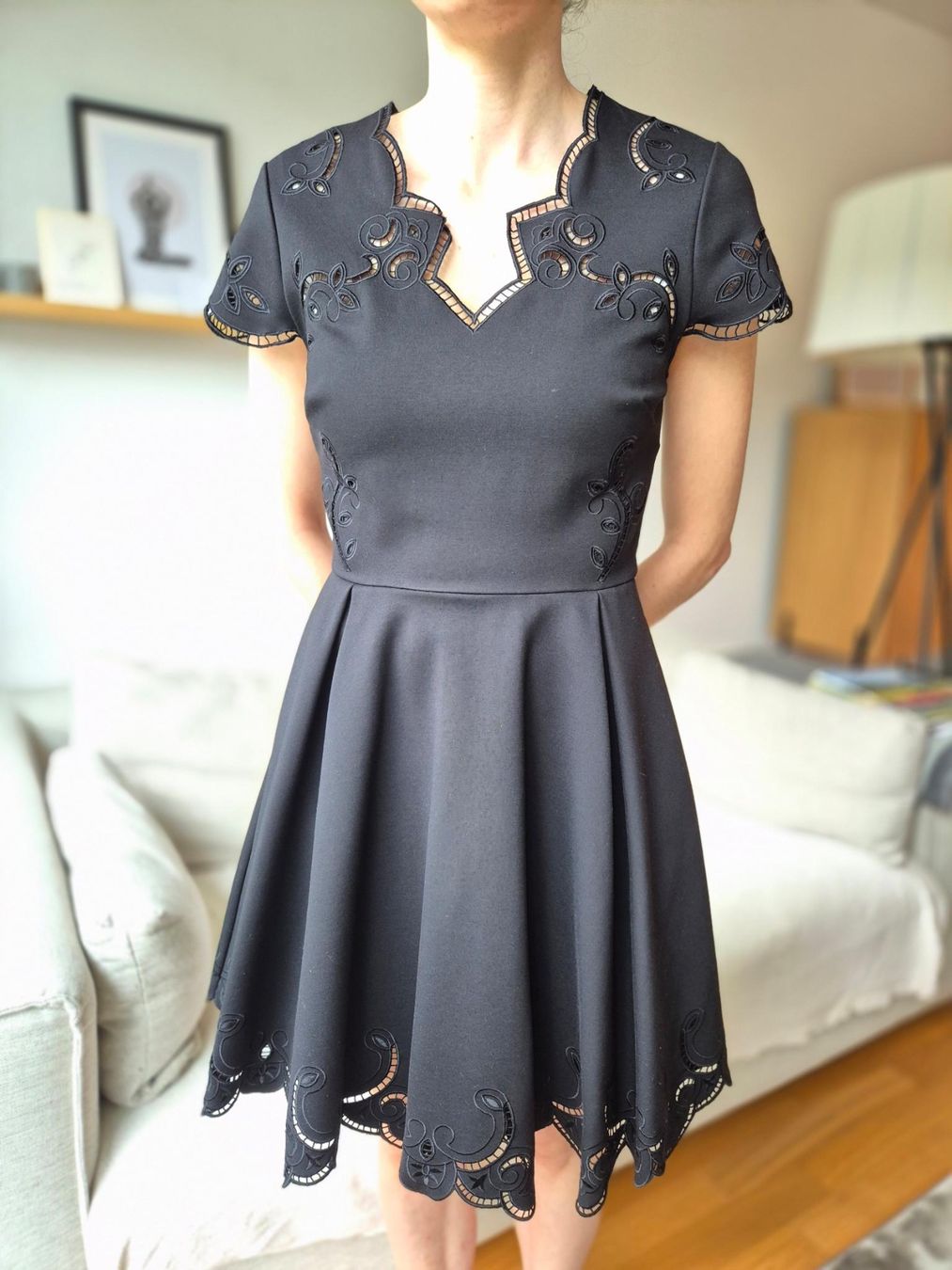 Ted Baker Vestiti: Ted Baker London Kleid (Original) – Nuovo (secondo la descrizione) da Zug venduto da shoppingqueen10