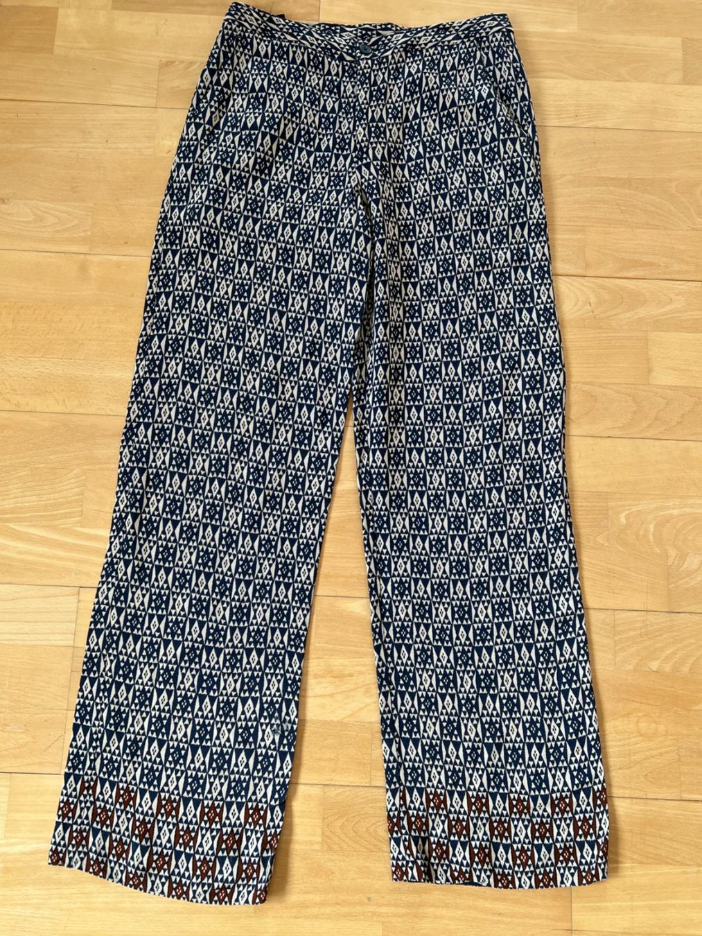 Hosen: leichte Sommerhose in ca. Gr. 36 – Gebraucht aus Worb von farben20zauber