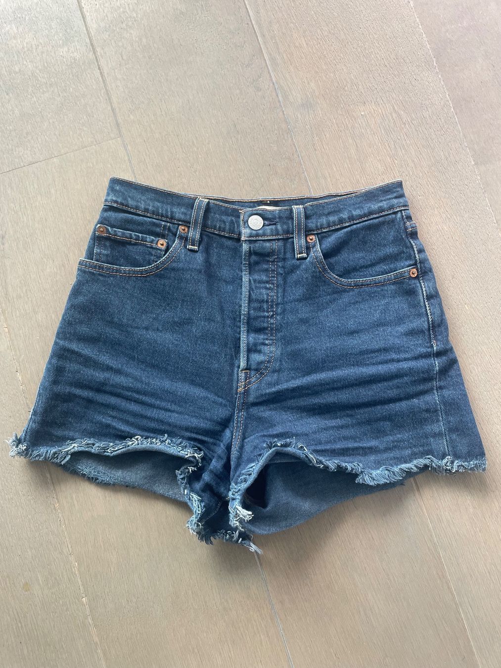 Levi's Jeans: LEVI‘s Ribcage Short Gr. 27 – Usato da Zürich venduto da jes_2ccw 2