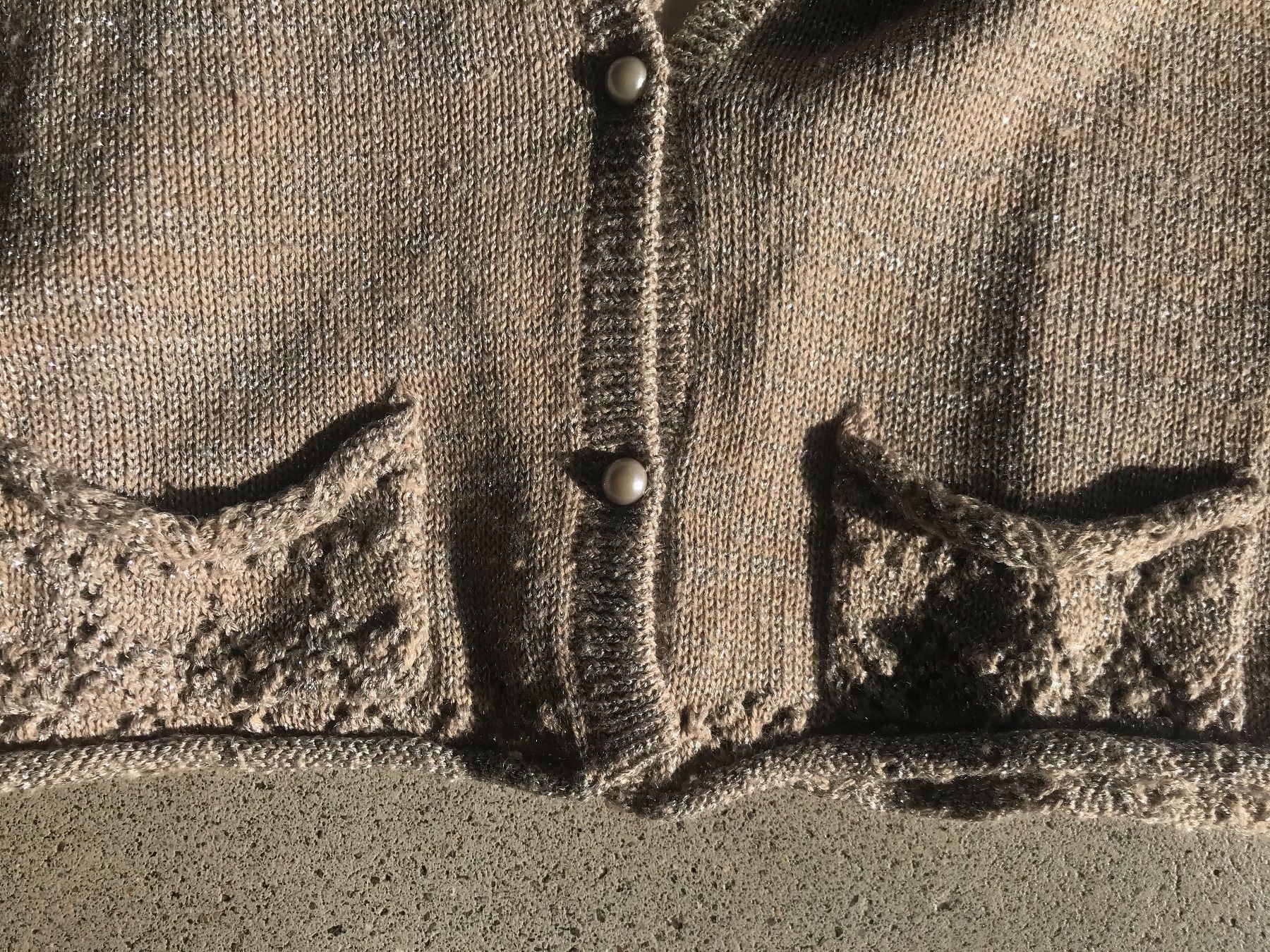 Giacche: Strickjacke design, Echtfellkragen, 38 – Usato da Richterswil venduto da Solemare47Nicole 3