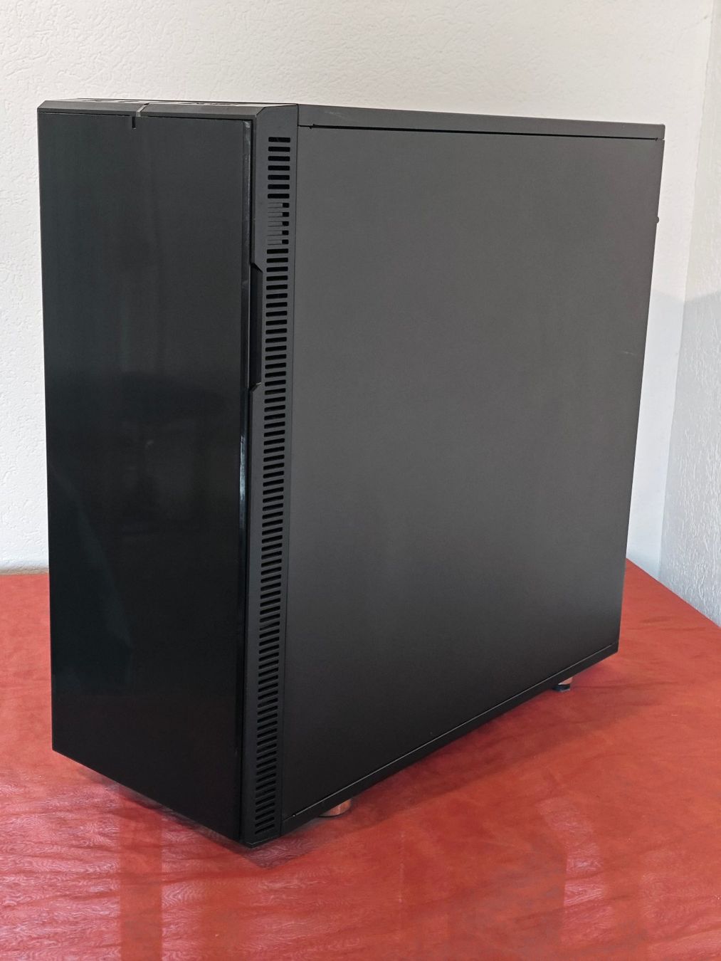 Fractal Custodie: Fractal Design Define XL R2 mit 6 Lüfter – Usato da Künten venduto da zarroun 1