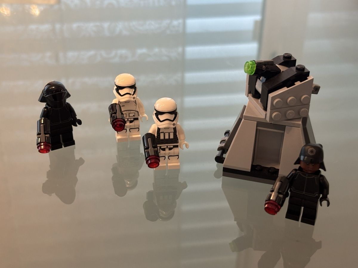 Lego Kit di costruzioni: Lego Star Wars 75132 – Usato da Weiningen ZH venduto da GriederRemarket