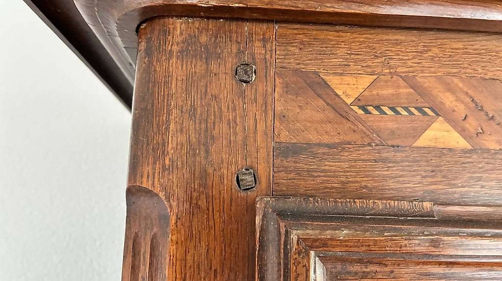 Armadi: Armoire ancienne  – Nuovo e nell'imballaggio originale da Bulle venduto da BOHNING 3