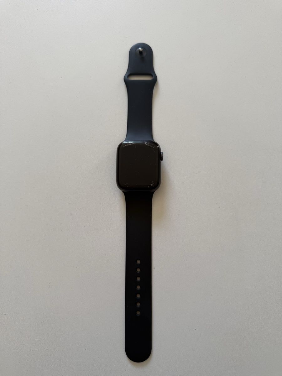Apple Smartwatch: Apple Watch Series 5 Aluminium 45 mm – D'occasion à Balsthal par amitia