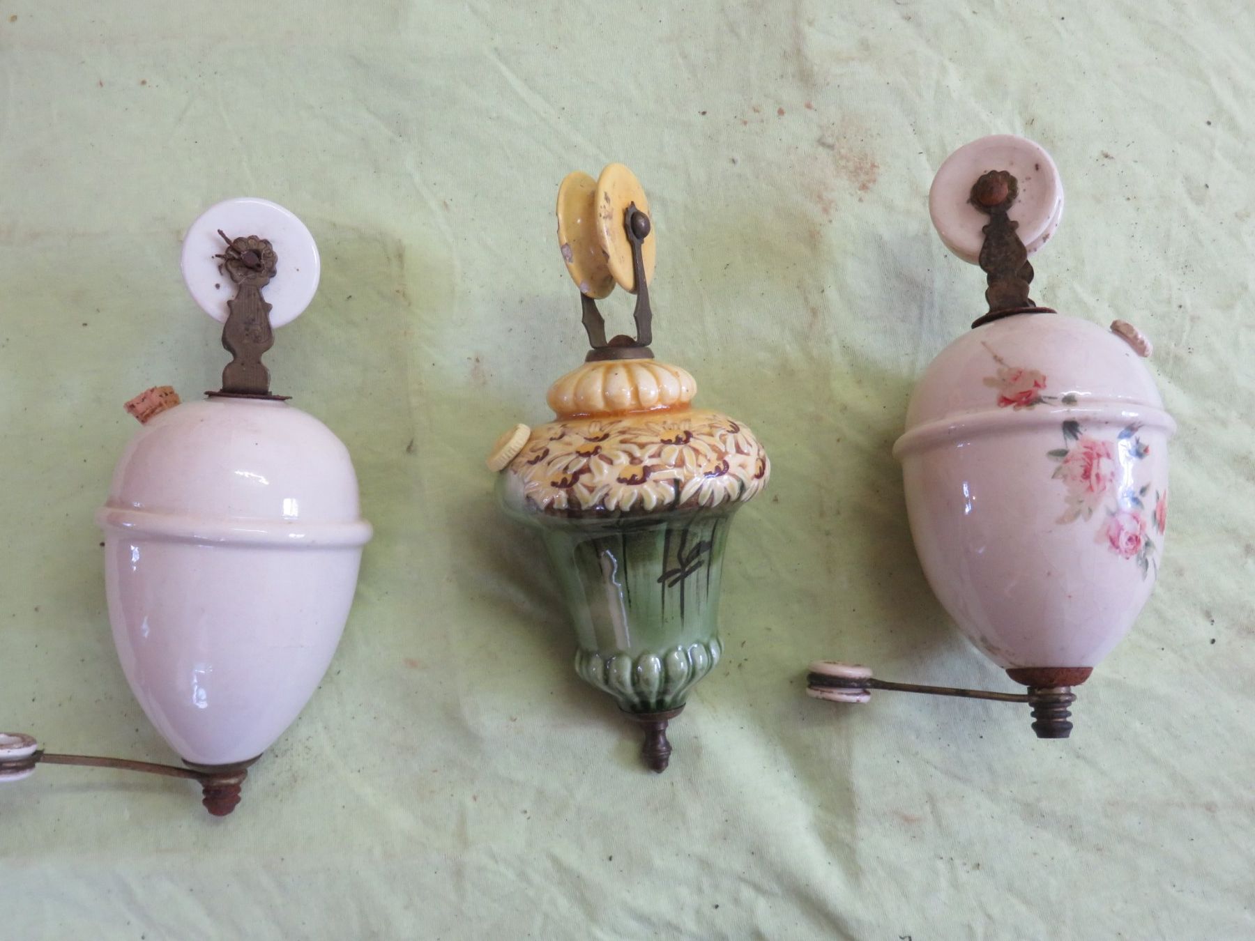 Lampade: antike Zuglampen Gewichte – Usato da Ruswil venduto da Mfladibus