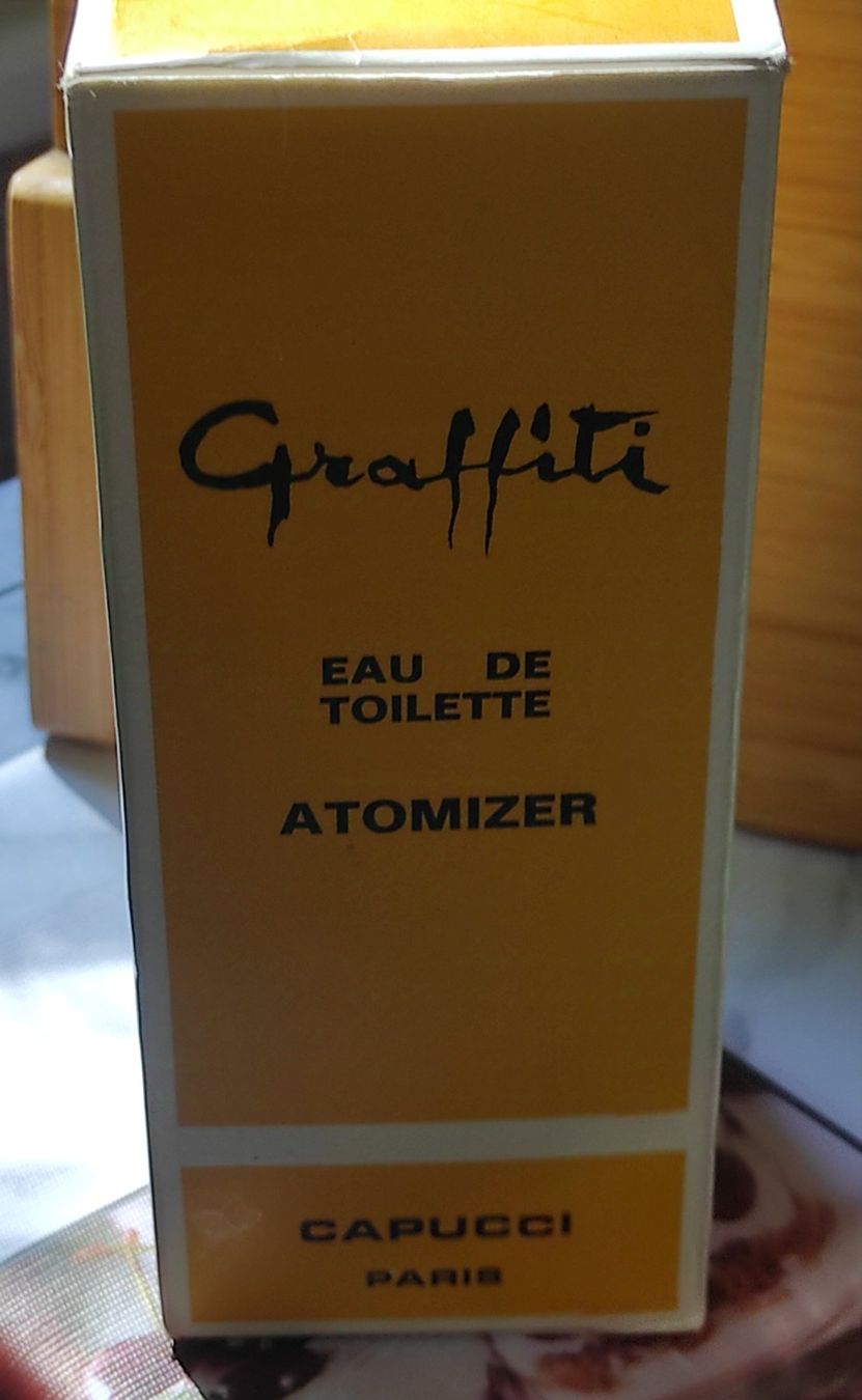 Profumi & Eau de Toilette: Capucci  Graffiti  vintage neuf plein – Usato da Renens VD venduto da cla_7zv5 2