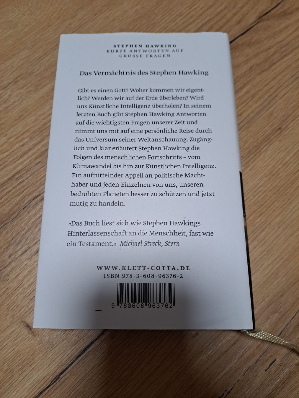 Libri: Stephen Hawking - Kurze Antworten auf grosse Fragen – Usato da Oberdiessbach venduto da Noeusu 1