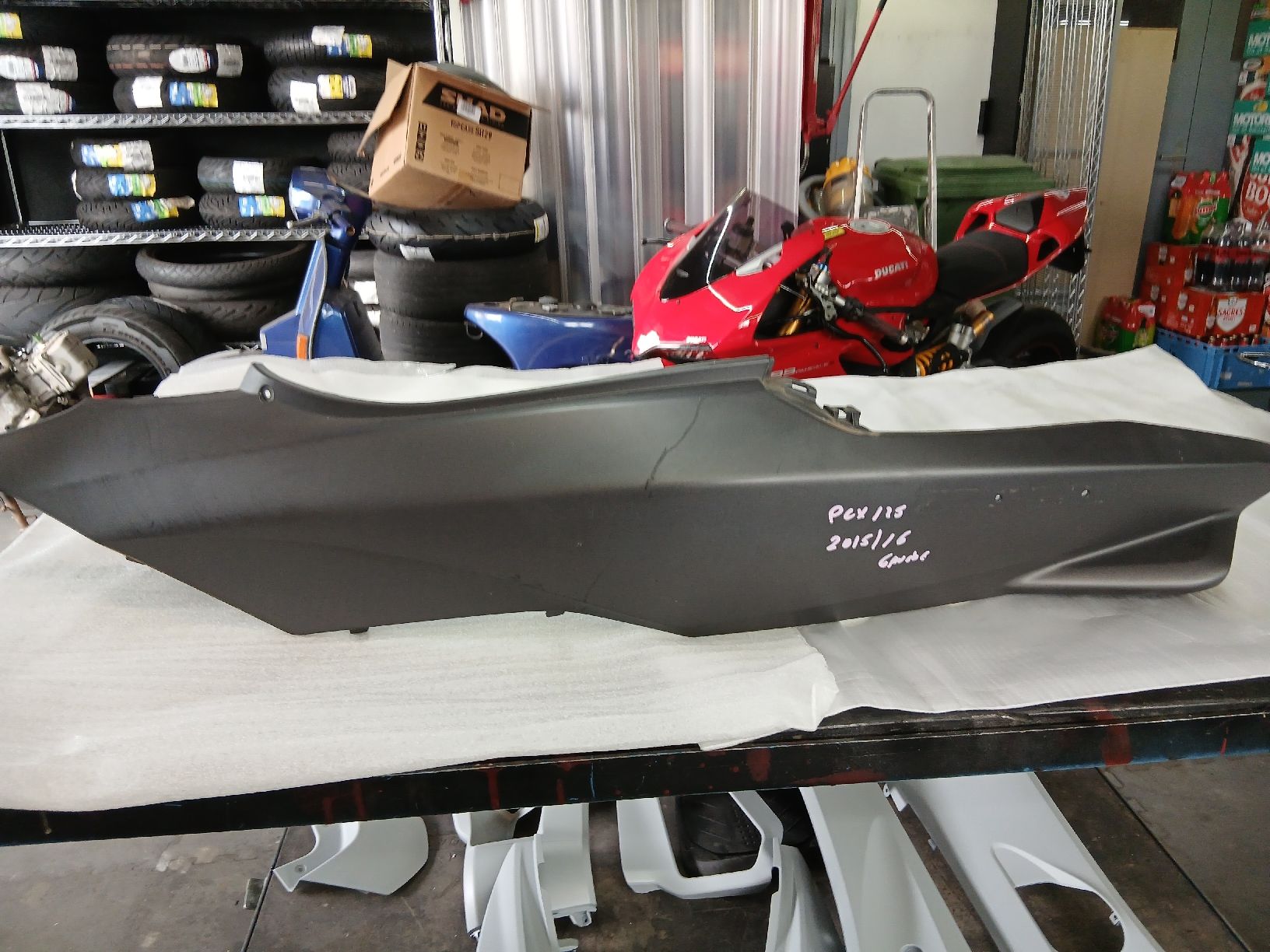 Honda Tutti pezzi di ricambio per scooter: Honda pcx 125 – Usato da Romanel-s-Lausanne venduto da site76