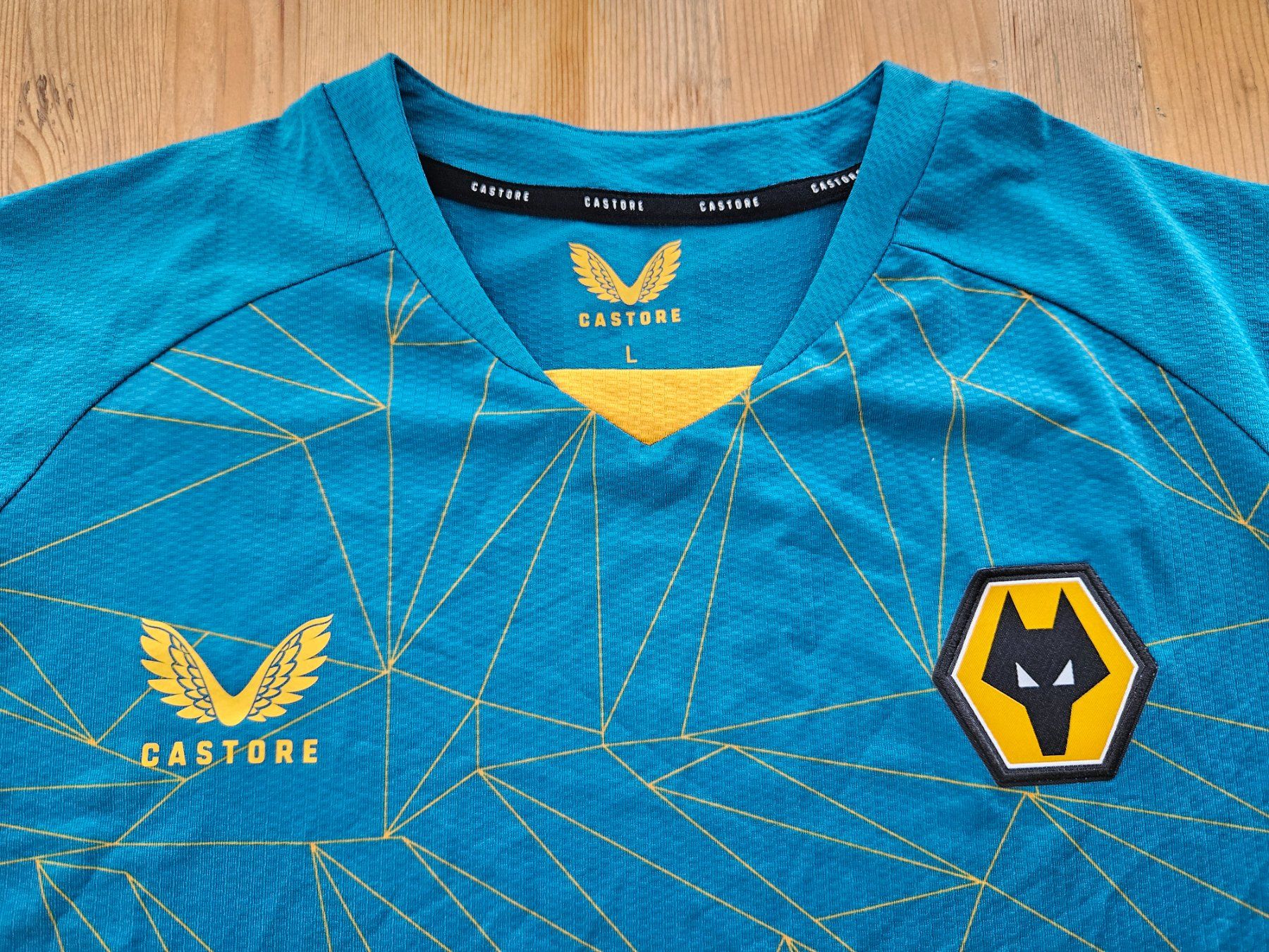 Canottiere & Pantaloni: Wolverhampton Wanderers Trikot NEU Castore Grösse L Wolves – Nuovo (secondo la descrizione) da Hägglingen venduto da United-Village-Trade 1